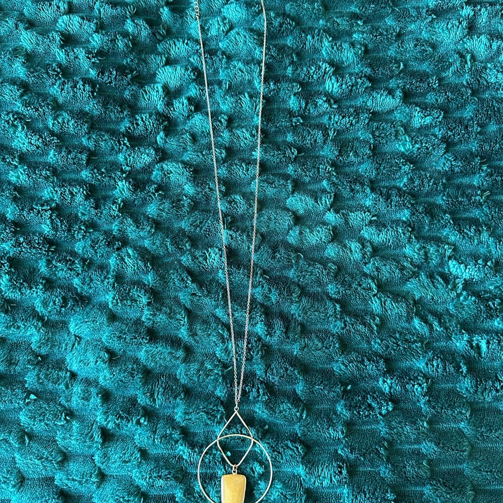 Elegant Gold tone Pendant Necklace